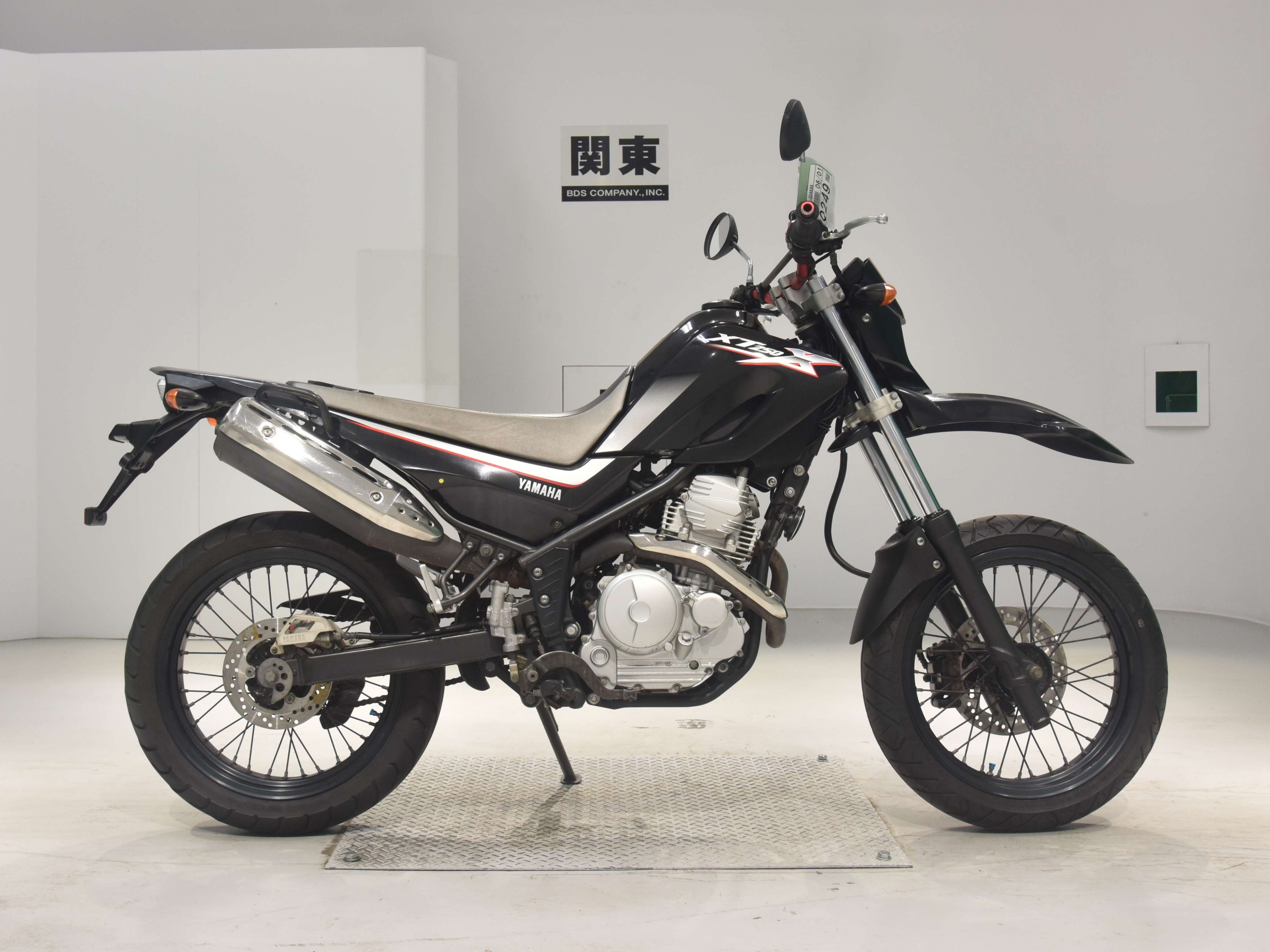Купить мотоцикл Yamaha XT250X 2006 фото 2
