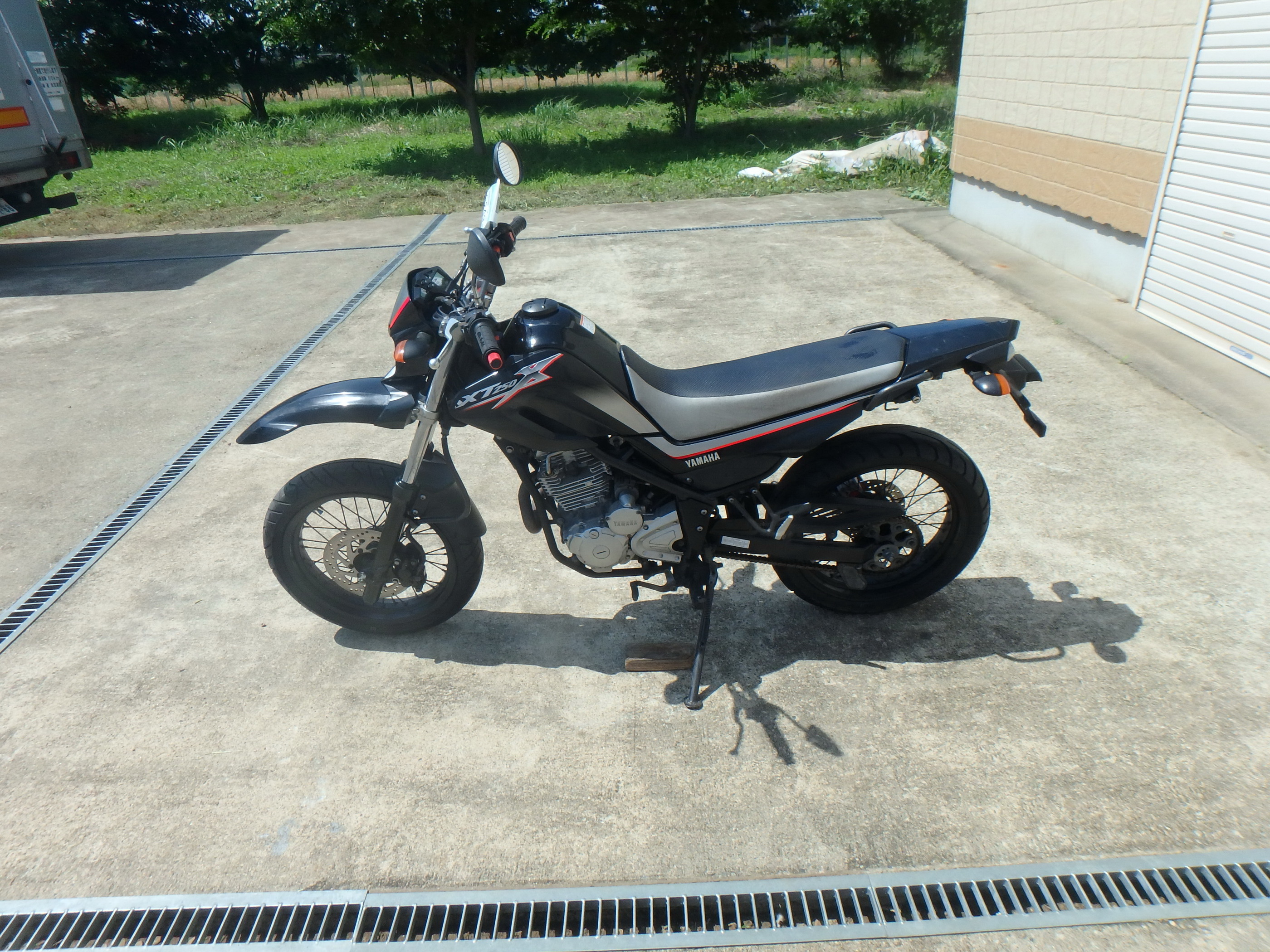 Купить мотоцикл Yamaha XT250X 2006 фото 12
