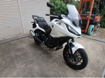   #2528   Honda NT1100 / DCT